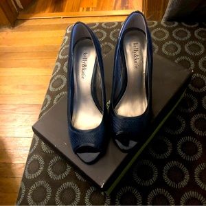 Kelly & Katie Valerie navy faux snakeskin 3” peep toe pumps.  Size 7.